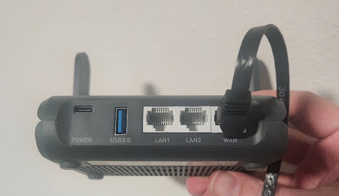 Travel Router WAN and LAN Ports